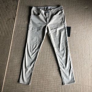 AEO khaki jegging - hardly worn